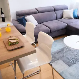  Apartament Leona 4*, Kantrida